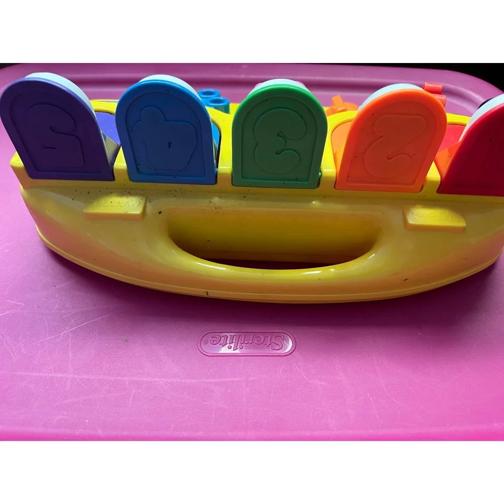 Vintage Disney Mattel Mickey Mouse Friends Pop Up Activity Toy 65090 Toddler